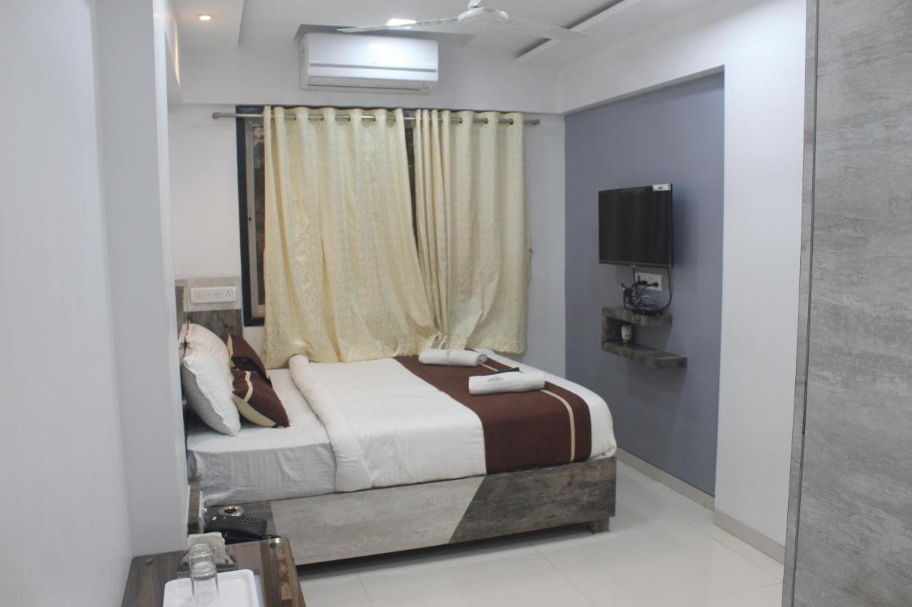 Hotel Park Inn Andheri West Mumbai  Buitenkant foto
