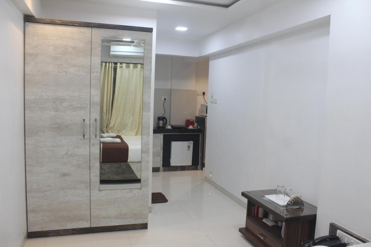 Hotel Park Inn Andheri West Mumbai  Buitenkant foto